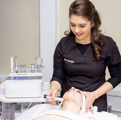 Atelier Esthetique Institute of Esthetics by null