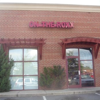 ON THE ROXX - Updated January 2026 - 19712 One Norman Blvd, Cornelius