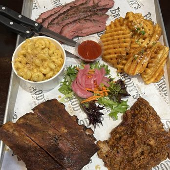Brody's Restaurant - Ribs , 1 (LB) Tri-Tip, Mac and cheese, walffle fries and pullpork - Barbeque Near Me - Sacramento, California Brody's Restaurant - Ribs , 1 (LB) Tri-Tip, Mac and cheese, walffle fries and pullpork - Barbeque Near Me - Sacramento, California