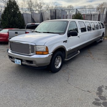 Rhode Island Premier Limos - Limos Near Me - Rehoboth, Massachusetts Rhode Island Premier Limos - Limos Near Me - Rehoboth, Massachusetts