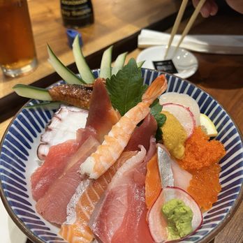 Miyabi Restaurant - Deluxe Chirashi - Japanese Near Me - Tukwila, Washington Miyabi Restaurant - Deluxe Chirashi - Japanese Near Me - Tukwila, Washington