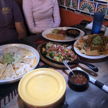 Carlitos Mexican Restaurant - Mexican Near Me - Red Bluff, California