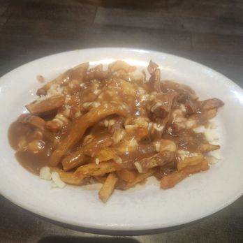 Maple Bacon Restaurant - Windsor Poutine small, still good portion - American Near Me - Plano, Texas