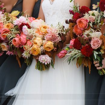 Molly Ryan Floral - Bridesmaids bouquets - Florists Near Me Molly Ryan Floral - Bridesmaids bouquets - Florists Near Me