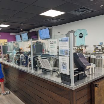 Chill Nitro - Ice Cream & Frozen Yogurt Near Me - Winston-Salem, North Carolina