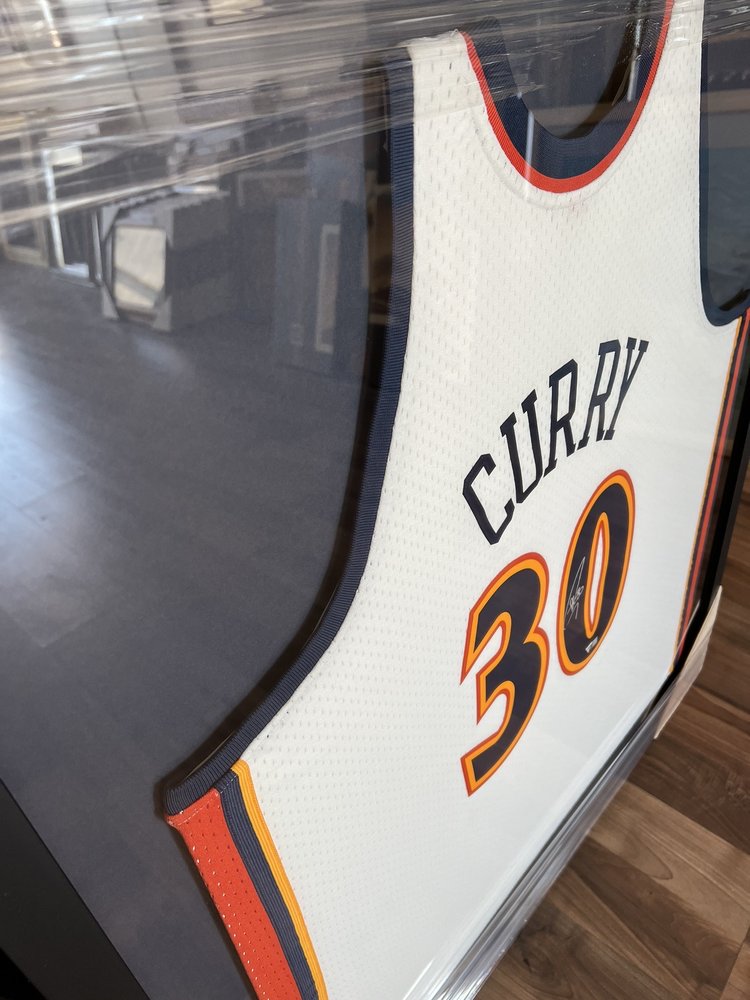 ART & FRAMES CUSTOM PICTURE FRAMING Updated October 2024 138 Photos