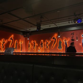 Miss Fu In Chengdu - Interior decor - Chinese Near Me - Toronto, Ontario