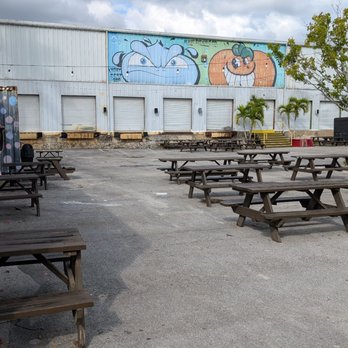 Schnebly Redland's Winery - Wineries Near Me - Homestead, Florida