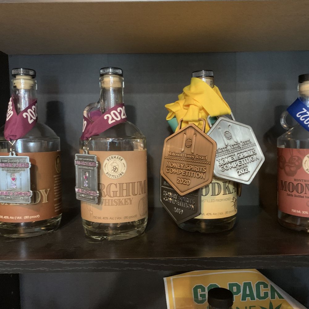 Duck Creek Vineyard and Winery - Some of the awards they have won - Wineries Near Me - Denmark, Wisconsin Duck Creek Vineyard and Winery - Some of the awards they have won - Wineries Near Me - Denmark, Wisconsin