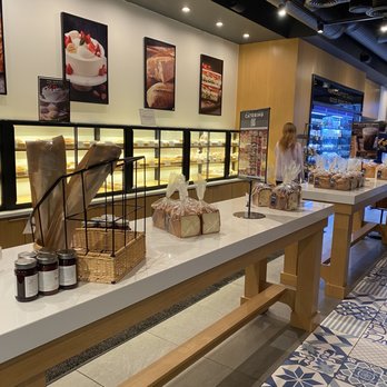 Paris Baguette - the interior of a bakery - Bakeries Near Me - Philadelphia, Pennsylvania Paris Baguette - the interior of a bakery - Bakeries Near Me - Philadelphia, Pennsylvania