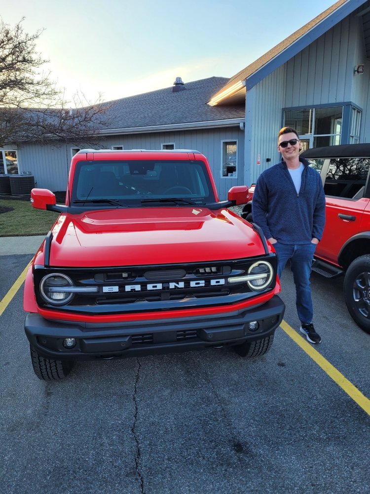 LIBERTY FORD LINCOLN VERMILION Updated August 2024 10 Photos & 21 Reviews 4215 Liberty Ave