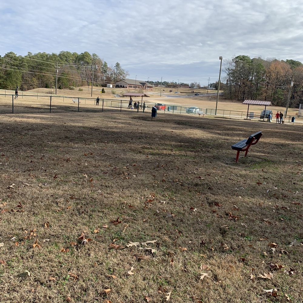 Fort Bragg Bark Park - Two areas for large and small dogs - Dog Parks Near Me - Fort Bragg, North Carolina Fort Bragg Bark Park - Two areas for large and small dogs - Dog Parks Near Me - Fort Bragg, North Carolina