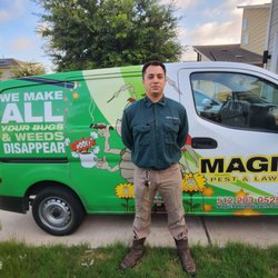 Magic Pest and Lawn - Magic Pest and Lawn technician Brent