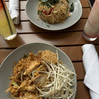 Sisters Thai - Ka Prow Fried Rice and Pad Thai Noodles - Thai Near Me - Fairfax, Virginia Sisters Thai - Ka Prow Fried Rice and Pad Thai Noodles - Thai Near Me - Fairfax, Virginia