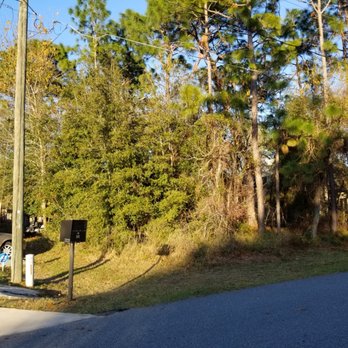 R & R Landscaping And Trees - Before - Landscaping Near Me R & R Landscaping And Trees - Before - Landscaping Near Me