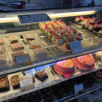 The Flying Cupcake - Valentine's Day case - Bakeries Near Me - Carmel, Indiana The Flying Cupcake - Valentine's Day case - Bakeries Near Me - Carmel, Indiana