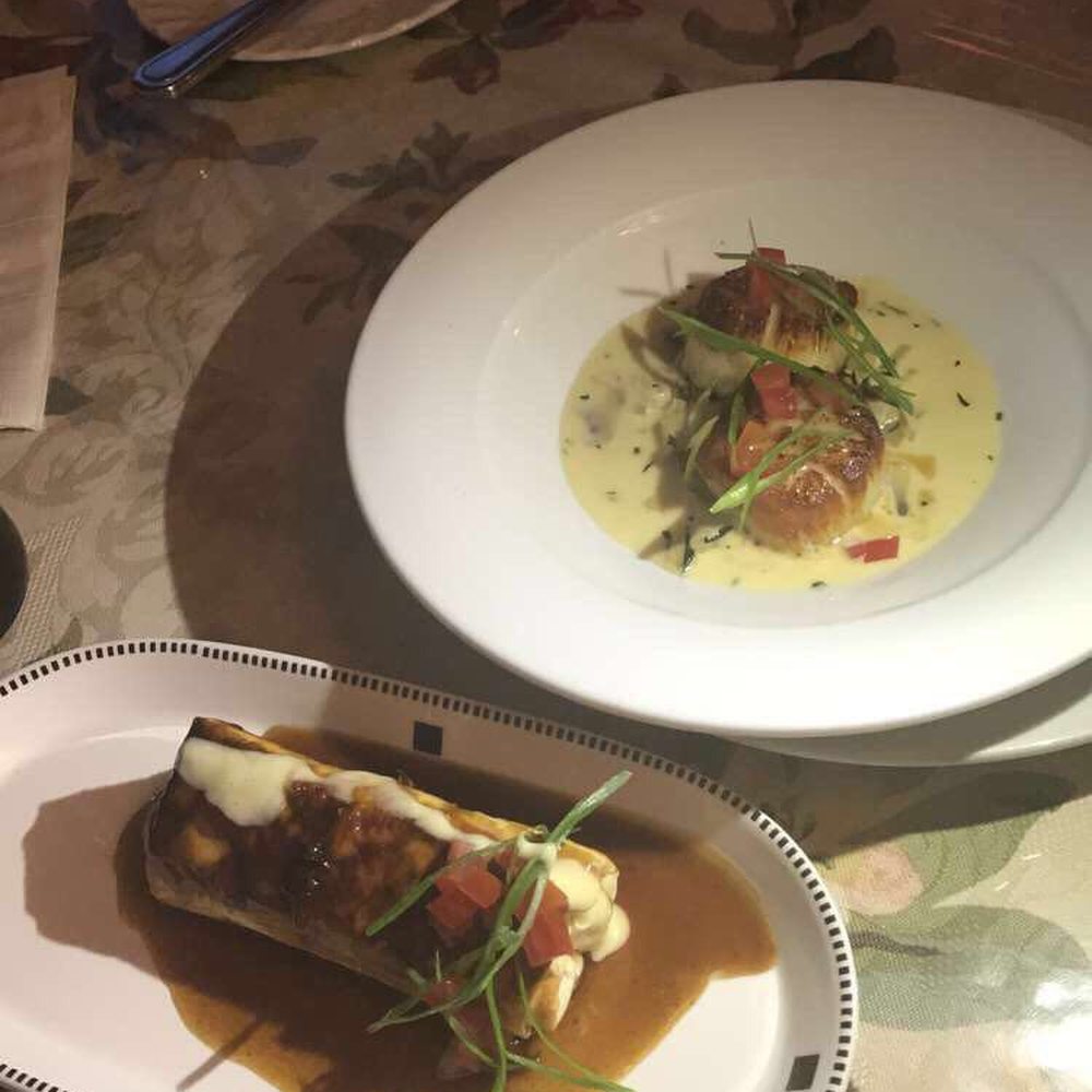 Longview Steakhouse - Appetizers escargot and seared scallops - Steakhouses Near Me - Longview, Alberta Longview Steakhouse - Appetizers escargot and seared scallops - Steakhouses Near Me - Longview, Alberta
