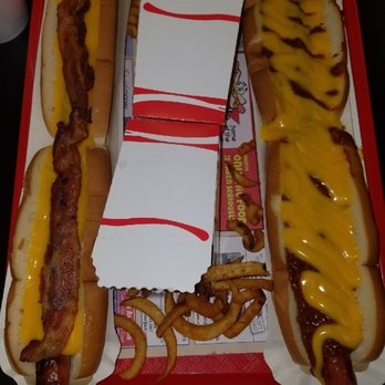 Doogie's - Hot Dogs Near Me - Newington, Connecticut