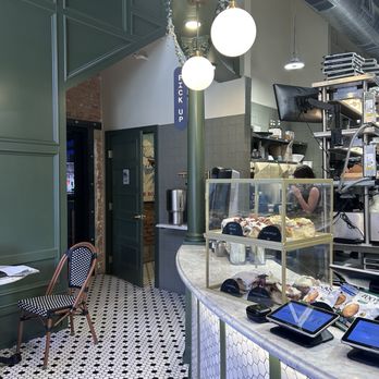 Preshift - Entry area - Coffee & Tea Near Me - Bozeman, Montana Preshift - Entry area - Coffee & Tea Near Me - Bozeman, Montana