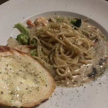 Cafe Mak - Shrimp Spaghetti in Cream Sauce - Coffee & Tea Near Me - Los Angeles, California