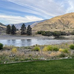 Steelhead Inn - View from the balcony of our room.