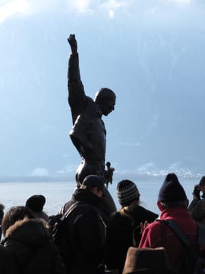 Statue de Freddie Mercury by null