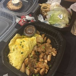 Philly Steak Omelette and Lettuce Wrapped Kickin' Short Rib Burger Philly Steak Omelette and Lettuce Wrapped Kickin' Short Rib Burger