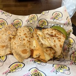 Calacas Tacos & Beer - Quesadillas