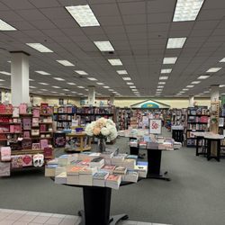 Barnes & Noble