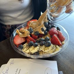Bagel Chalet - Acai Bowl