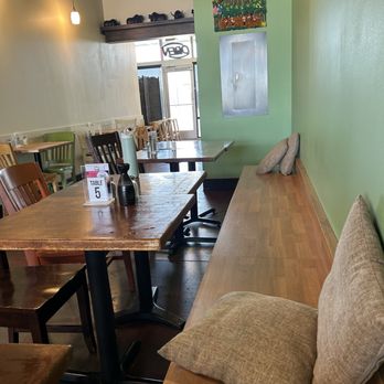 Bowls And Cheers - Seating - Asian Fusion Near Me - Syracuse, Utah Bowls And Cheers - Seating - Asian Fusion Near Me - Syracuse, Utah