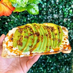 Ono Grindz - Hot chili loaded toast