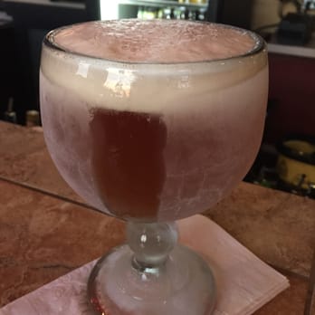 Silver Beach Pizza - Schooner of Greenbush Pale Ale - Pizza Near Me - Saint Joseph, Michigan Silver Beach Pizza - Schooner of Greenbush Pale Ale - Pizza Near Me - Saint Joseph, Michigan