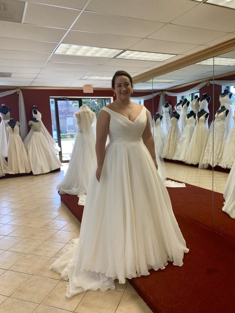 WHITE SWAN BRIDAL 59 Photos & 171 Reviews 425 Maple Ave W, Vienna