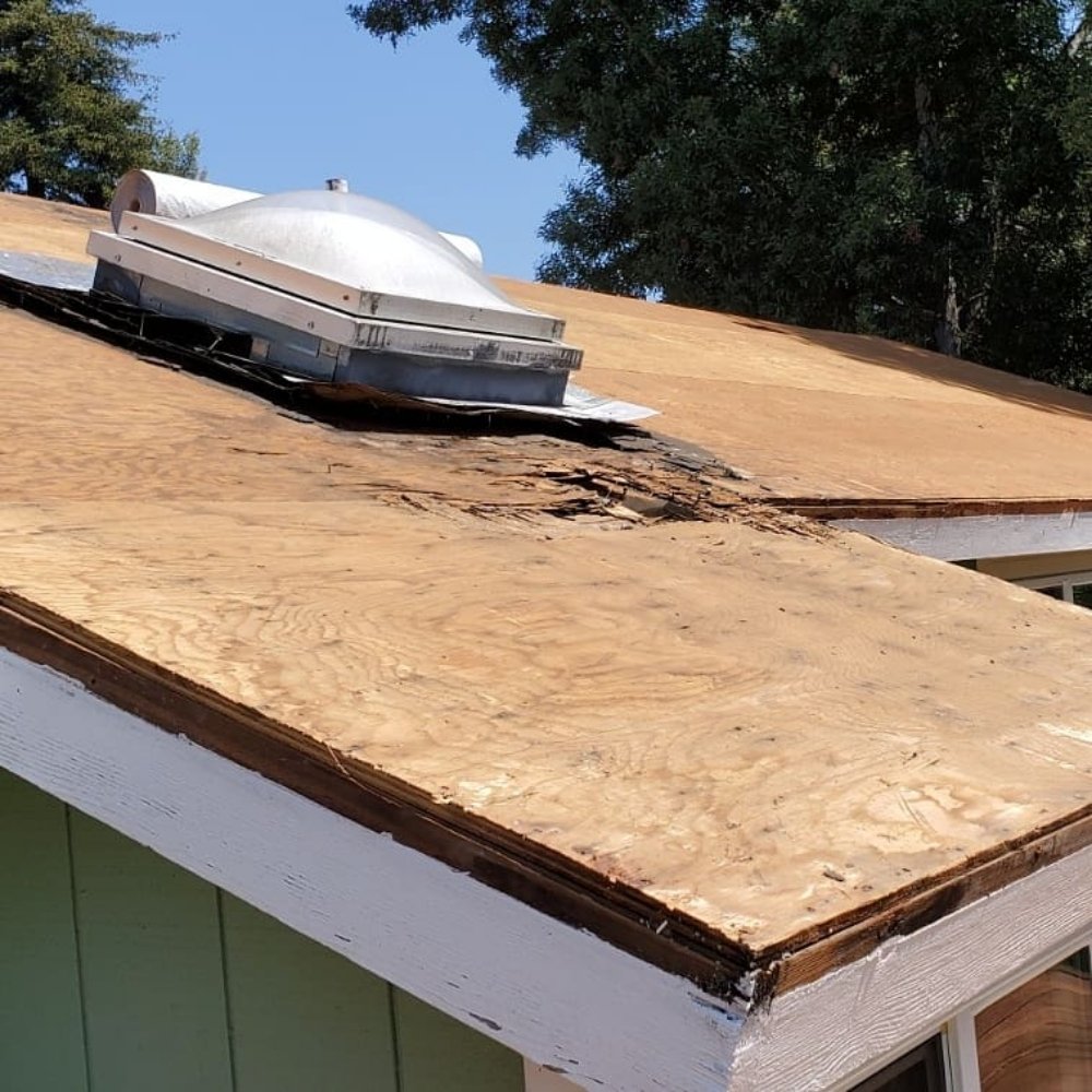 Slide of Reflex Roofing