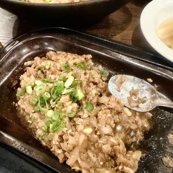 Max's Restaurant - Glendale - Sour Pork Sisig - taste like soaked in vinegar and inedible. - Filipino Near Me - Glendale, California