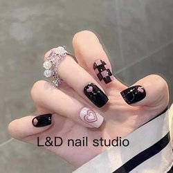 L&D Nail studio - Gel X with design