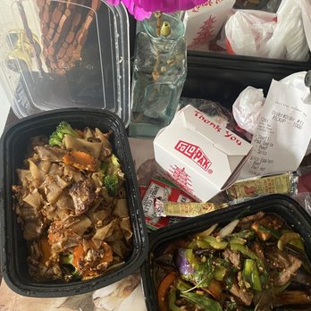 Elephant Cafe - Delicious - Thai Near Me - Lake Forest, California