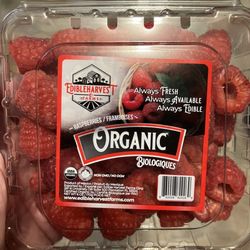 Sprouts Farmers Market - Excellent organic selection!!