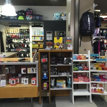 Fradette Sport - Interior - Sporting Goods Near Me - Quebec City, Quebec Fradette Sport - Interior - Sporting Goods Near Me - Quebec City, Quebec