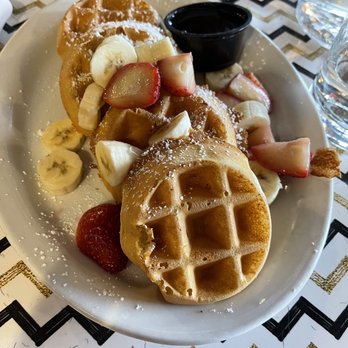 7th & Carson - Waffles and fruits - New American Near Me - Las Vegas, Nevada