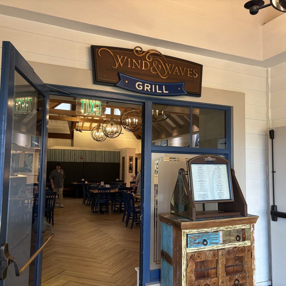 Wind & Waves Grill - Cocktail Bars Near Me - Vero Beach, Florida Wind & Waves Grill - Cocktail Bars Near Me - Vero Beach, Florida