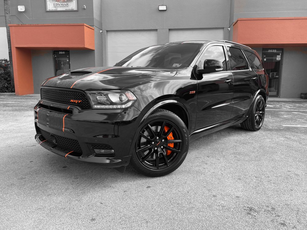 J & E BODY SHOP INC Updated October 2024 44 Photos 2665 W 76th St