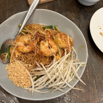 Sisters Thai - Shrimp Pad Thai - Thai Near Me - Fairfax, Virginia Sisters Thai - Shrimp Pad Thai - Thai Near Me - Fairfax, Virginia