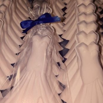 Debbie's Hand-Dipped Delites - Chocolatiers & Shops Near Me - Carrolltown, Pennsylvania