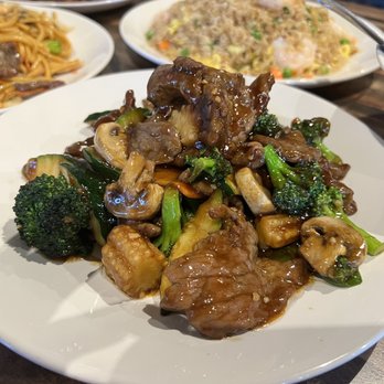 The Kirin Hut - Mixed Veggie Beef - 808 - Chinese Near Me - Lancaster, California The Kirin Hut - Mixed Veggie Beef - 808 - Chinese Near Me - Lancaster, California