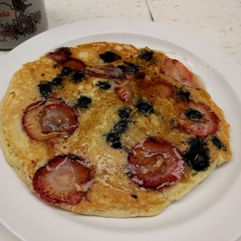 Lincoln Street Diner - Strawberry and blueberry pancake ($3.25) - Diners Near Me - Ithaca, New York Lincoln Street Diner - Strawberry and blueberry pancake ($3.25) - Diners Near Me - Ithaca, New York