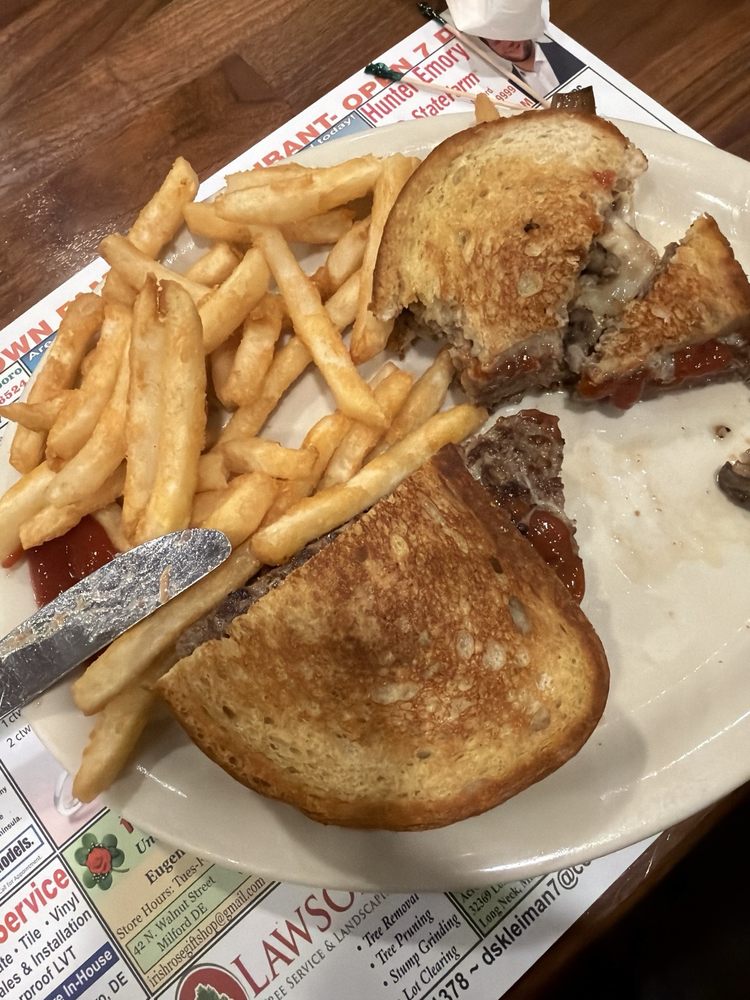 Georgetown Family Diner Logo