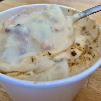 Ocean Bleu At Gino's - Seriously deliciously thick clam chowder. Super flavorful! - Seafood Near Me - Newport, Oregon Ocean Bleu At Gino's - Seriously deliciously thick clam chowder. Super flavorful! - Seafood Near Me - Newport, Oregon