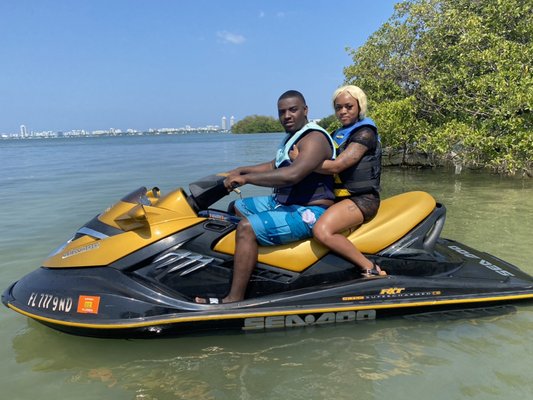Couple Friendly Jetski Experience 2020-2021 - Couple Friendly Jetski Experience 2020-2021. Enjoy the Best Delivery Jetski Service.i come to you !